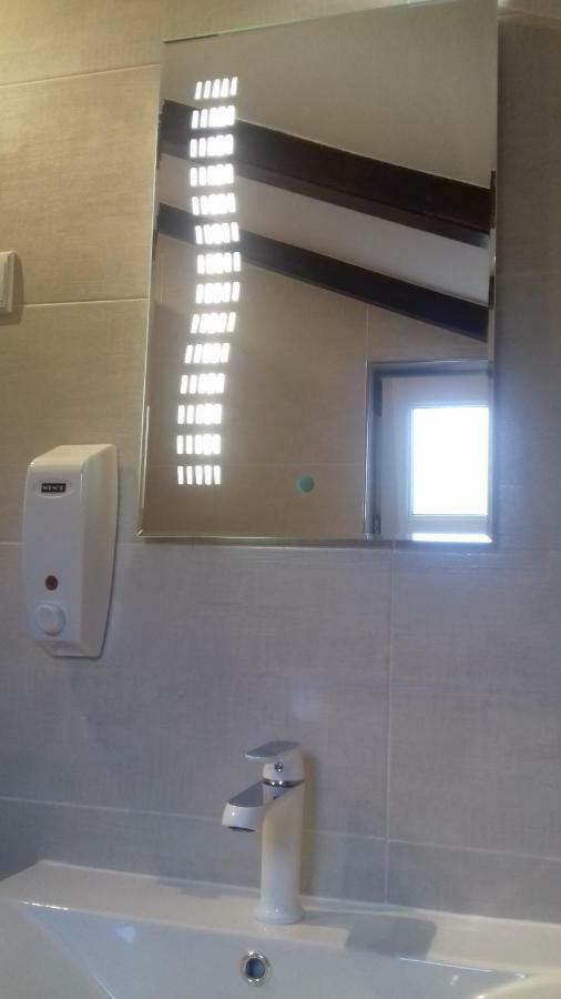 Holiday Home Nora**** Loznati Cres מראה חיצוני תמונה