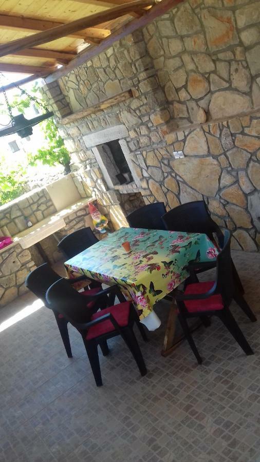 Holiday Home Nora**** Loznati Cres מראה חיצוני תמונה